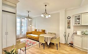 Luxe Hugo Negresco
